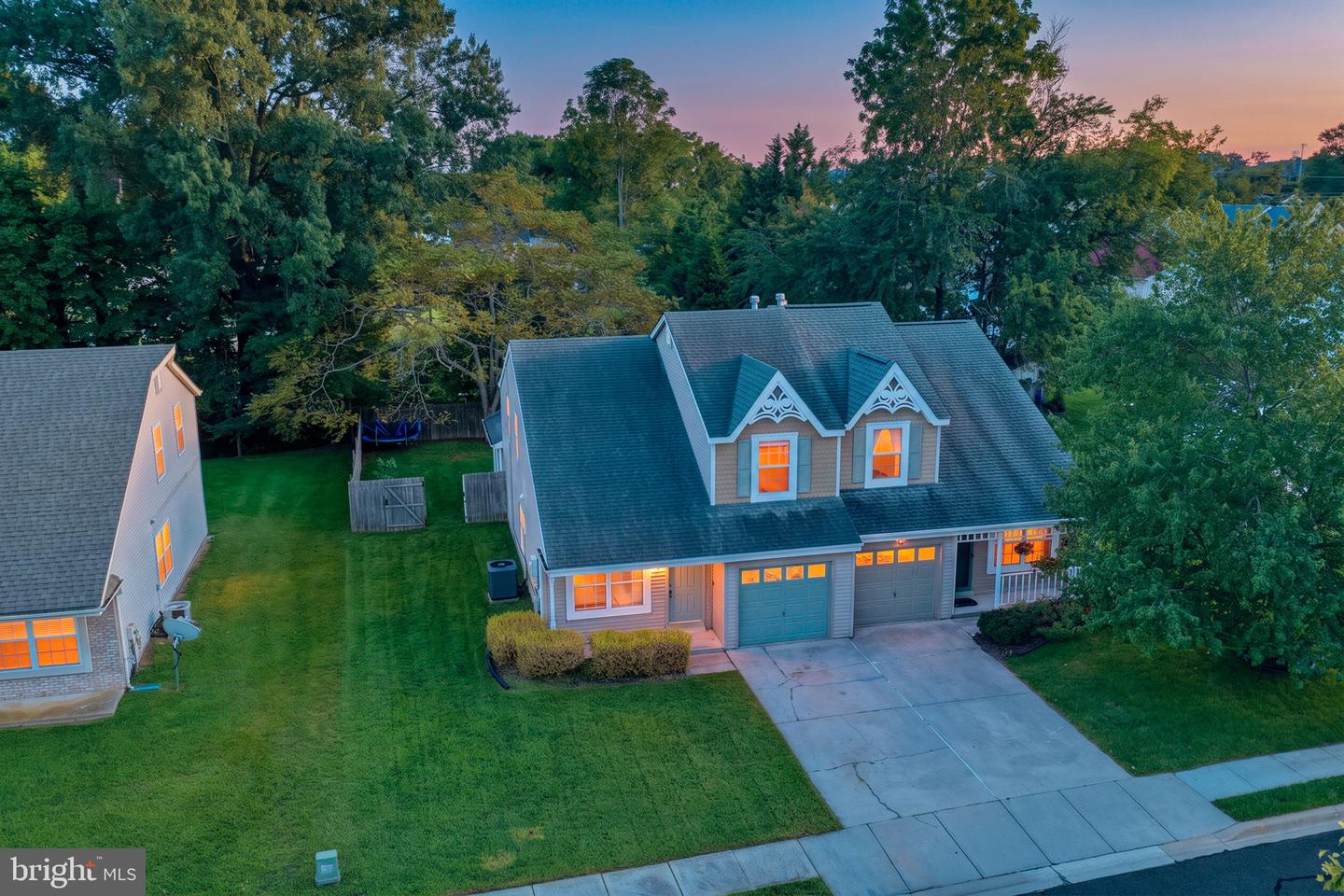 19 HEATHERFIELD WAY