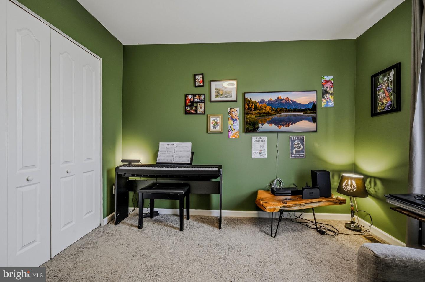36 Cotswood Ct Property Photo 22