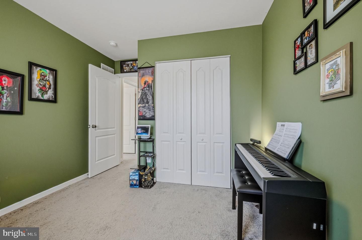 36 Cotswood Ct Property Photo 23