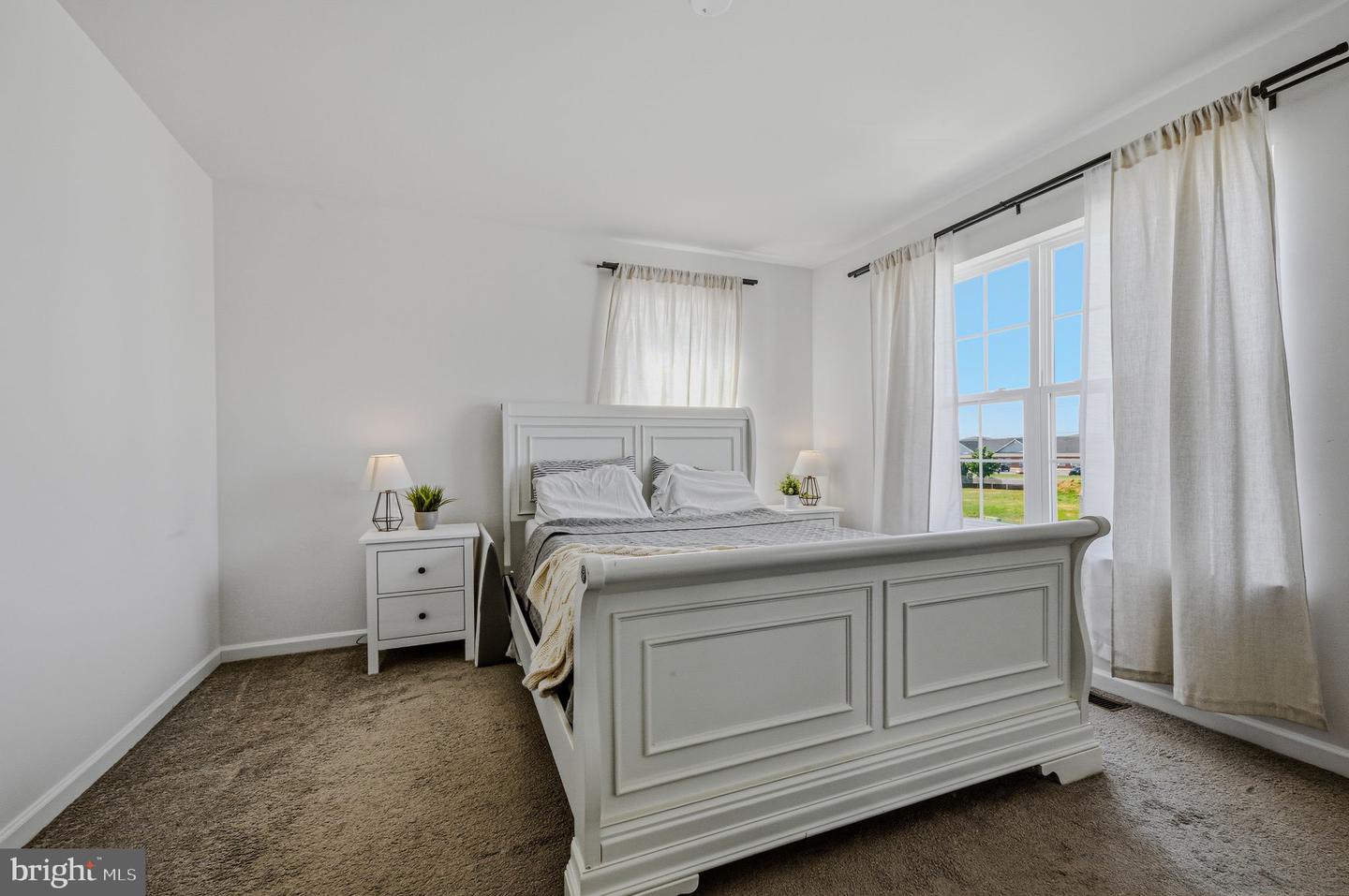 36 Cotswood Ct Property Photo 27
