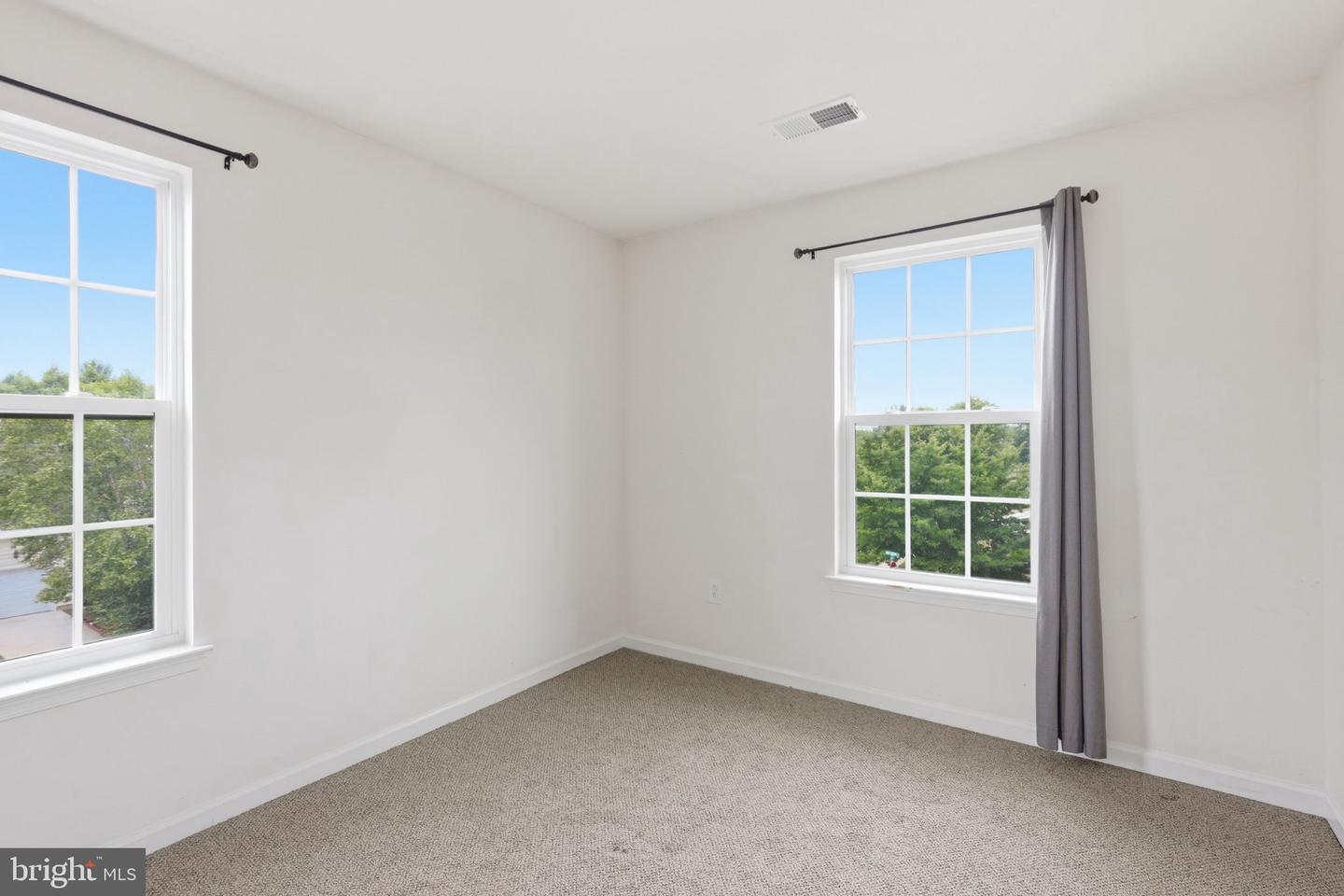 522 Ann Moore St Property Photo 22