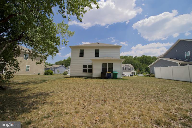 760 Currant Cir Property Photo 18