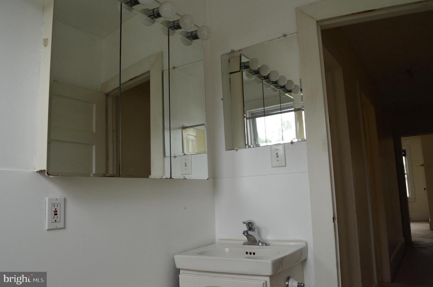 121 Broad St Property Photo 26