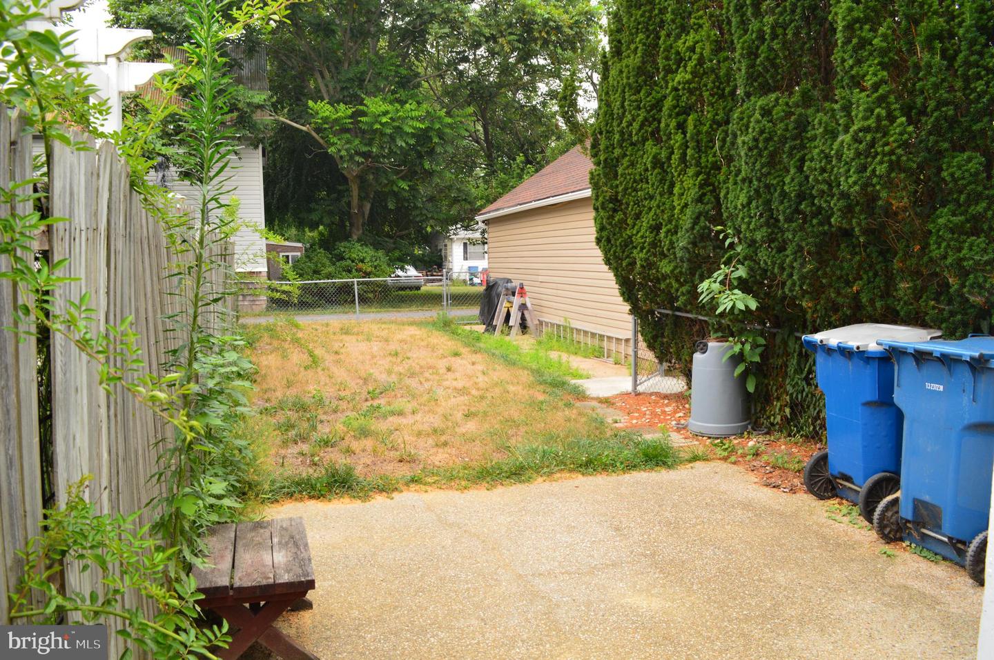 121 Broad St Property Photo 33
