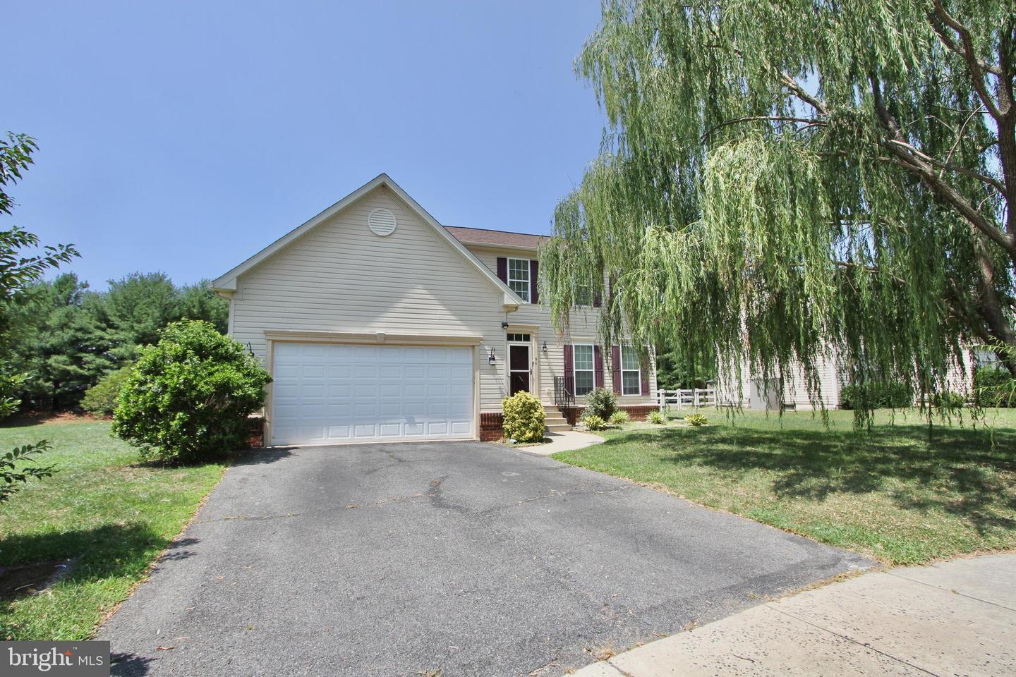 96 Southall Ct Property Photo 1