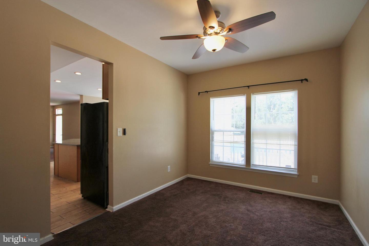 96 Southall Ct Property Photo 7