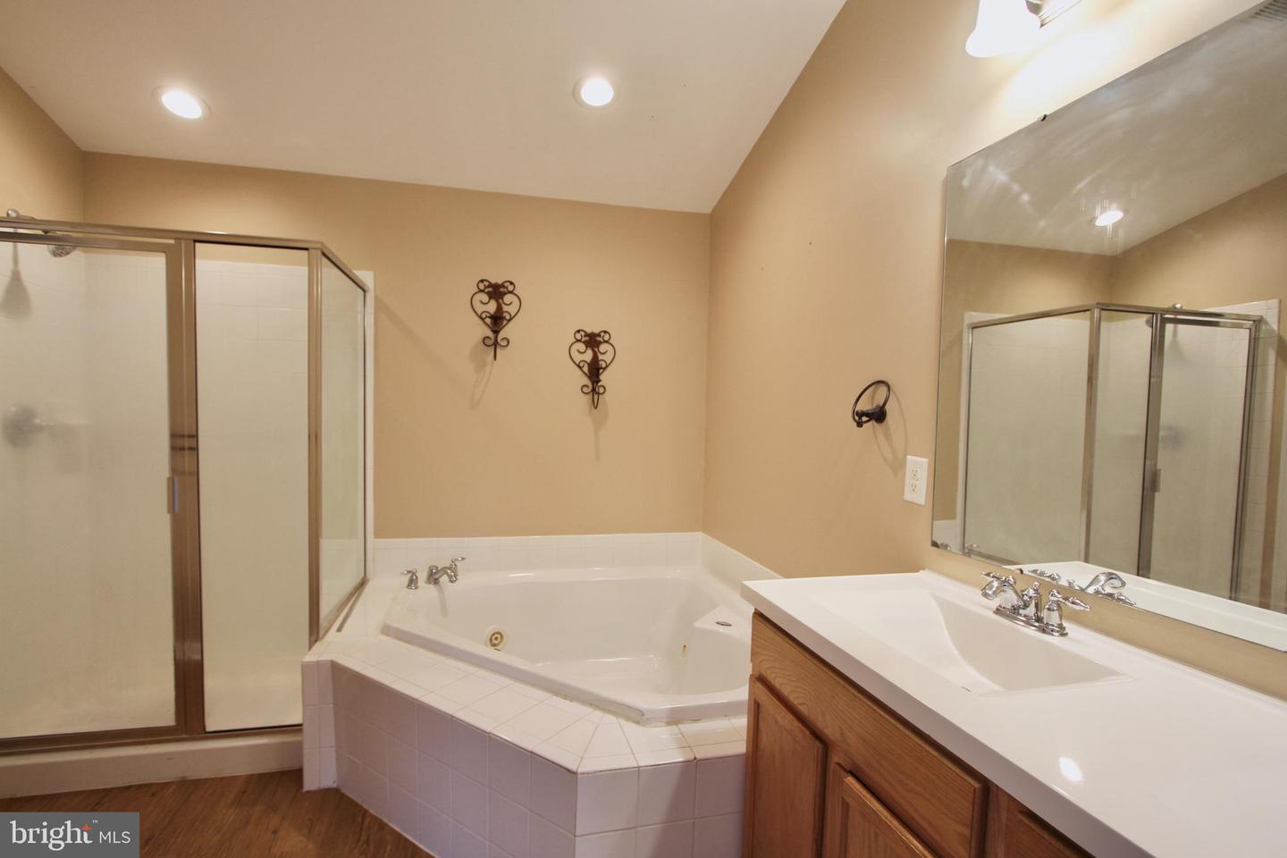 96 Southall Ct Property Photo 12