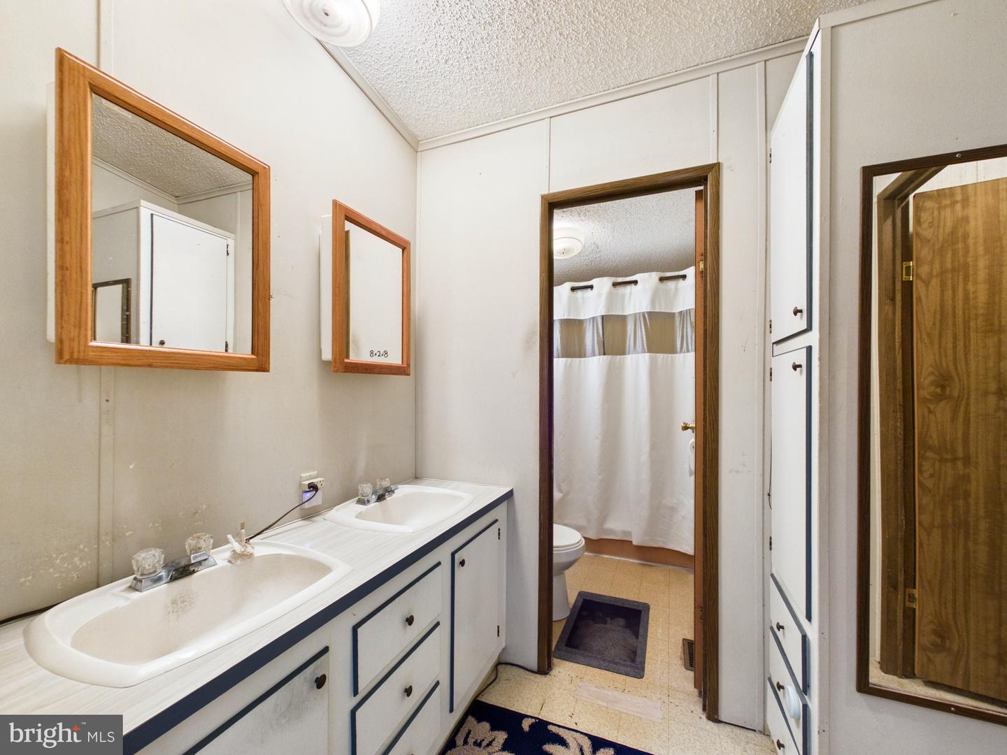 136 Gordon Pl Property Photo 12