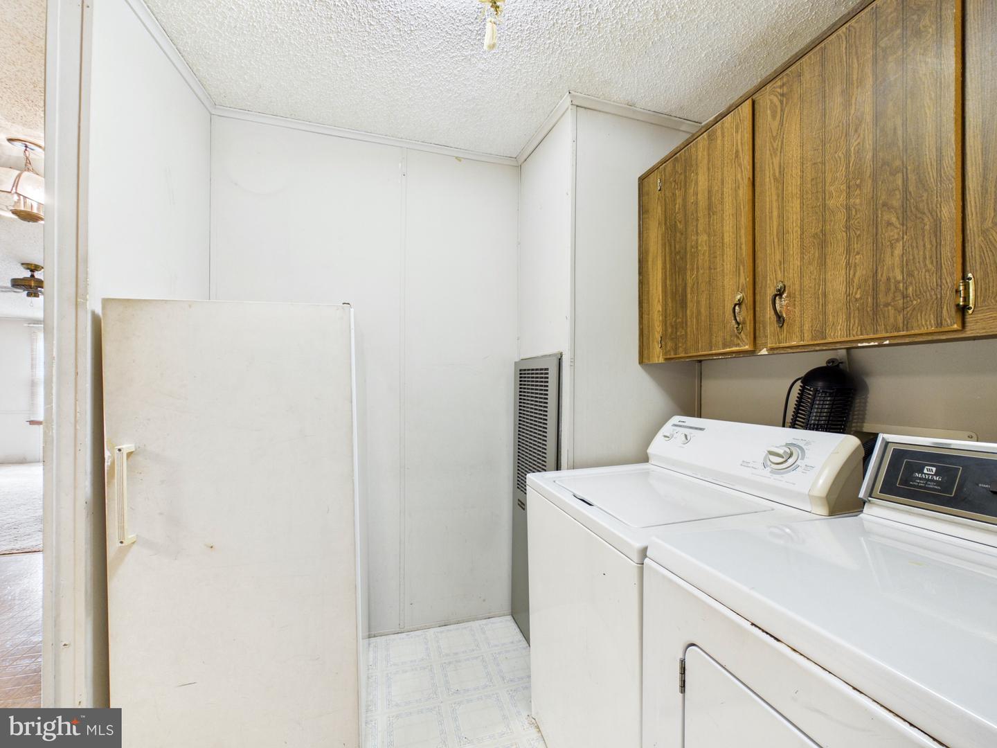 136 Gordon Pl Property Photo 24