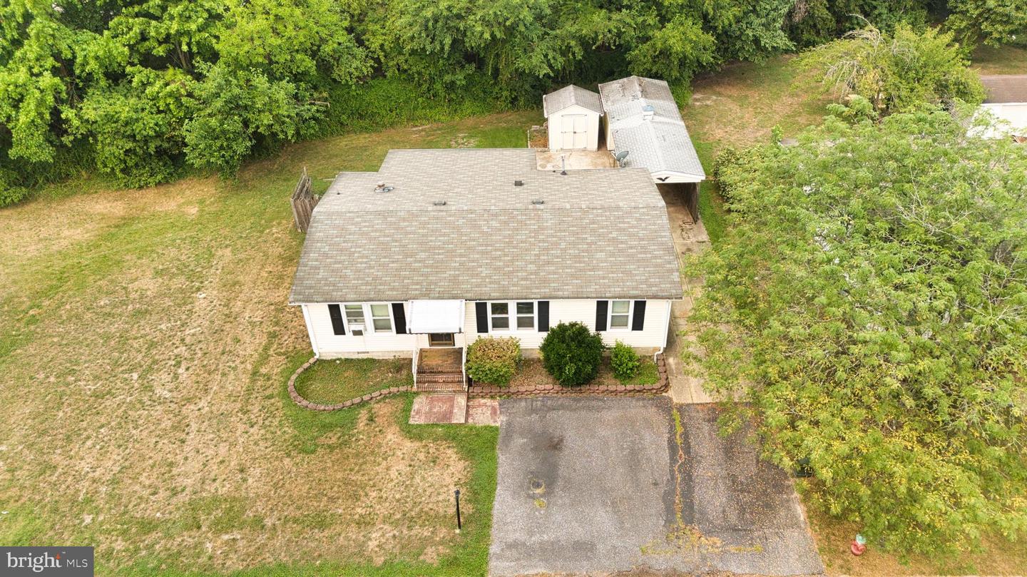 136 Gordon Pl Property Photo 31
