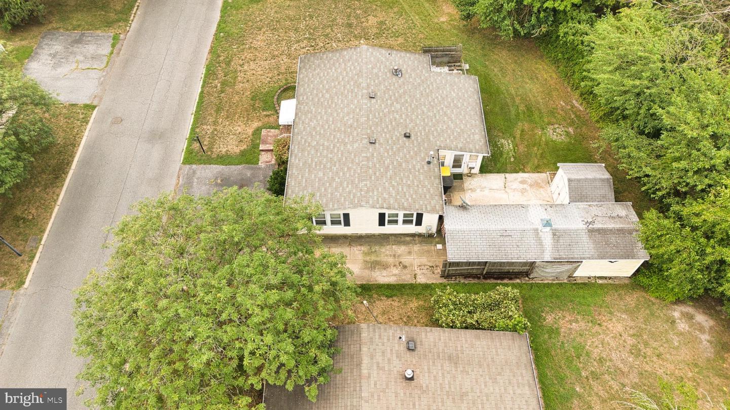136 Gordon Pl Property Photo 32