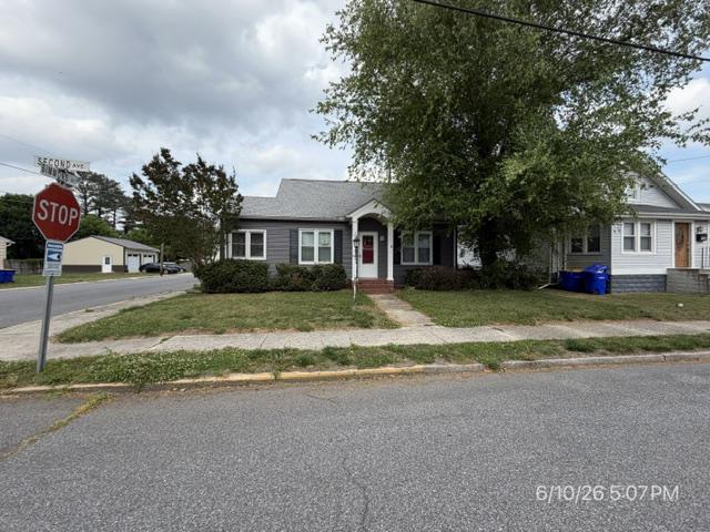 304 SECOND AVE Property Photo 1