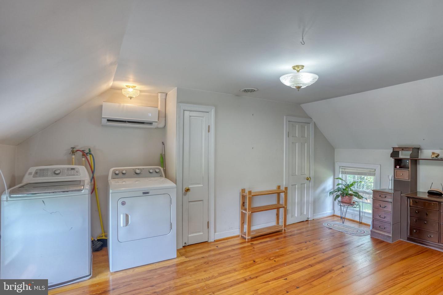 994 Vernon Rd Property Photo 44