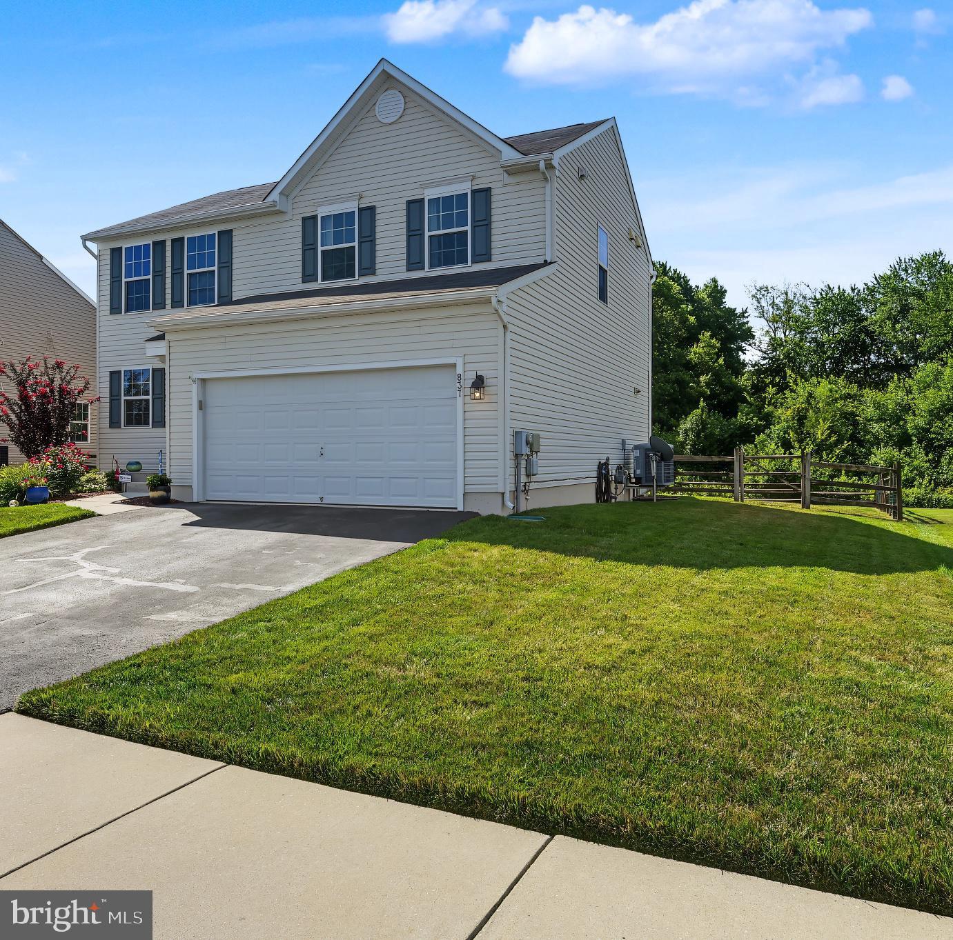 837 Coldwater Dr Property Photo 3