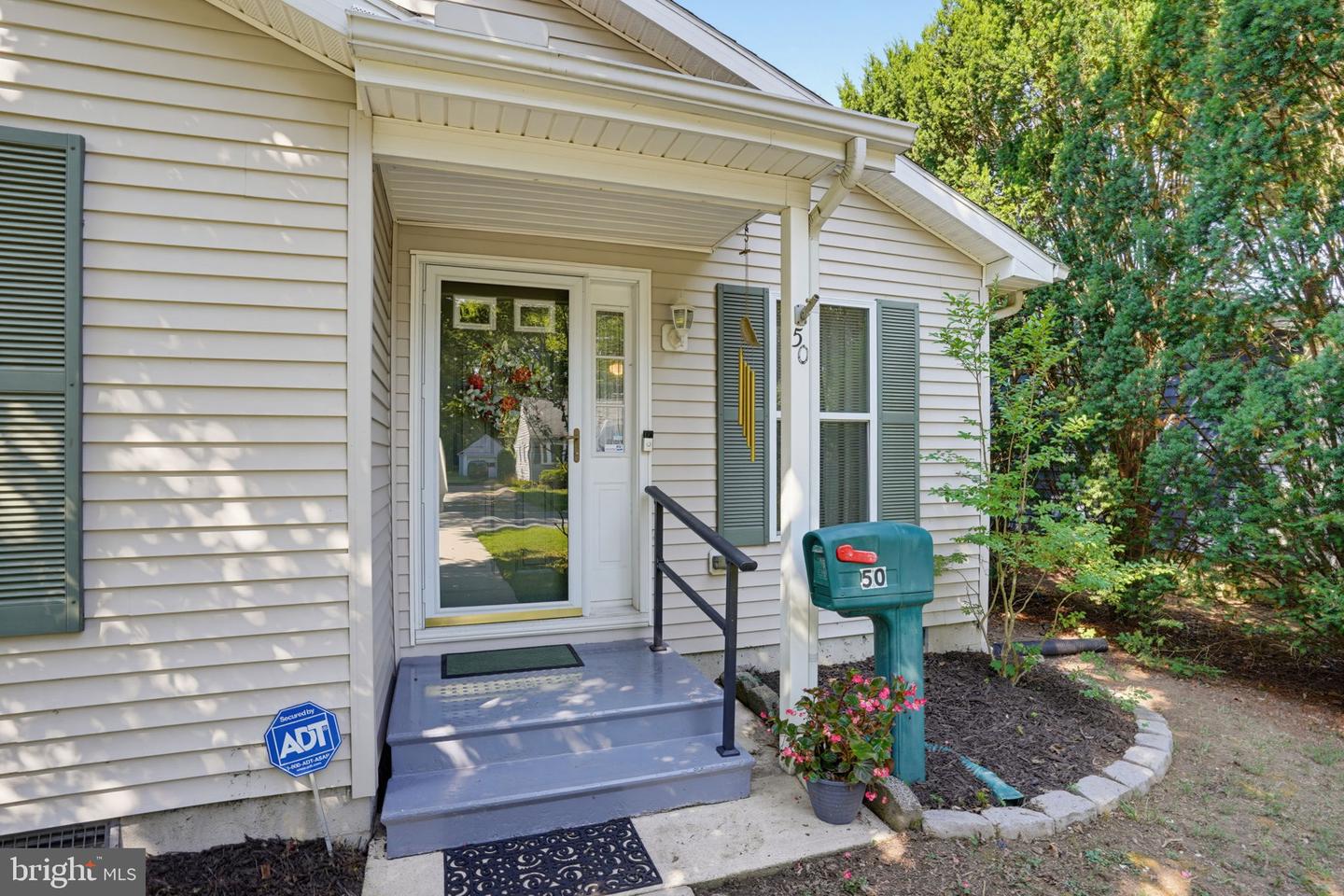 50 N Halsey Rd Property Photo 6