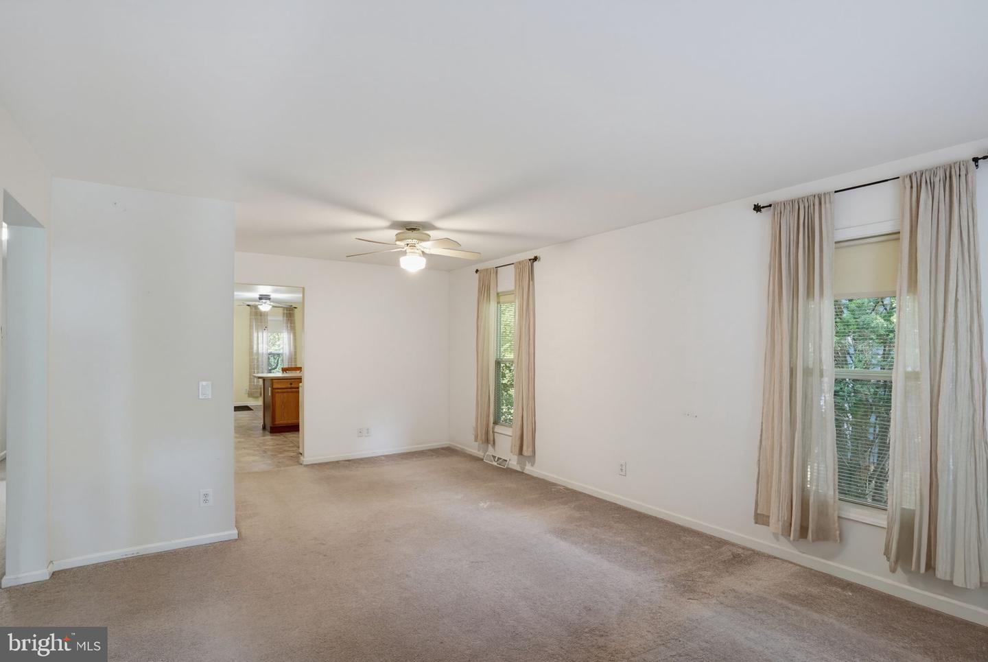 50 N Halsey Rd Property Photo 13