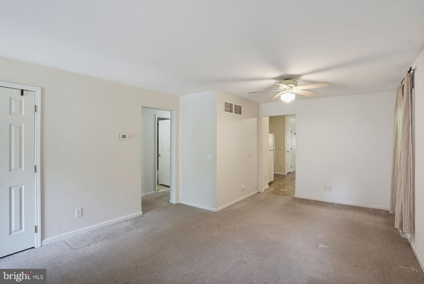50 N Halsey Rd Property Photo 14