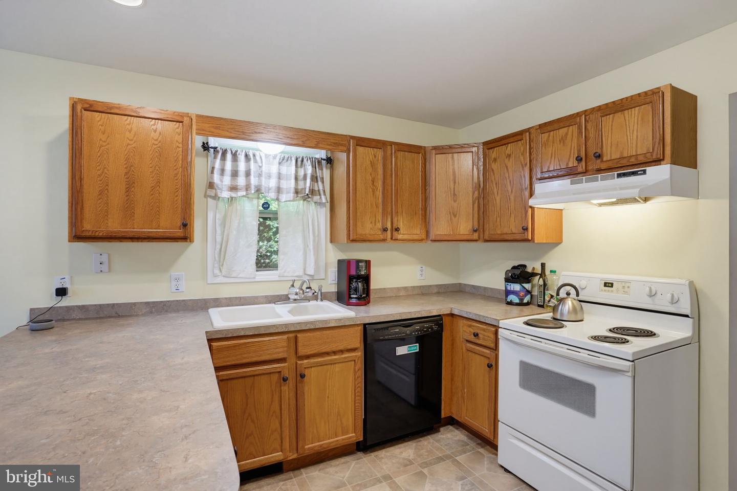 50 N Halsey Rd Property Photo 19
