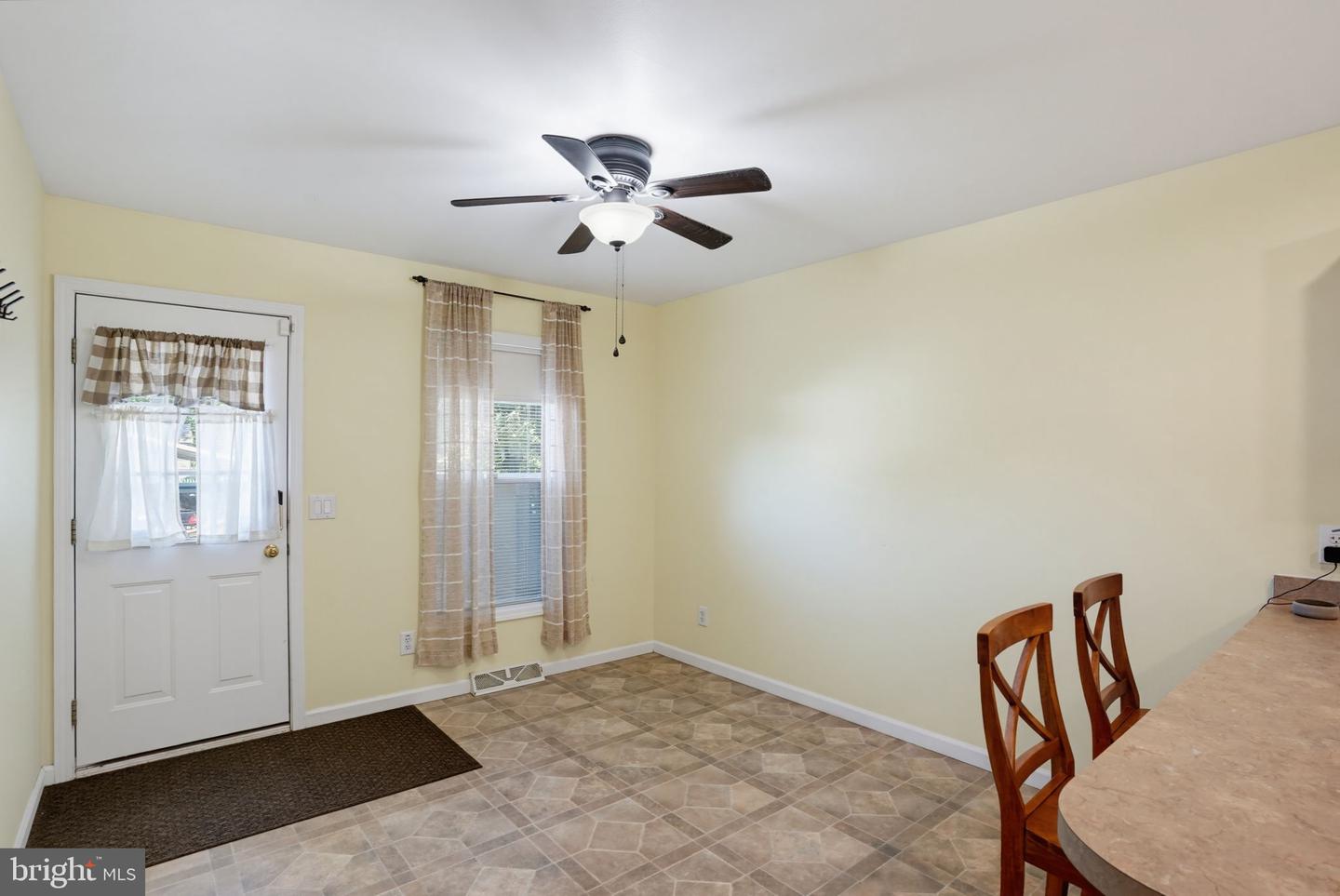 50 N Halsey Rd Property Photo 22