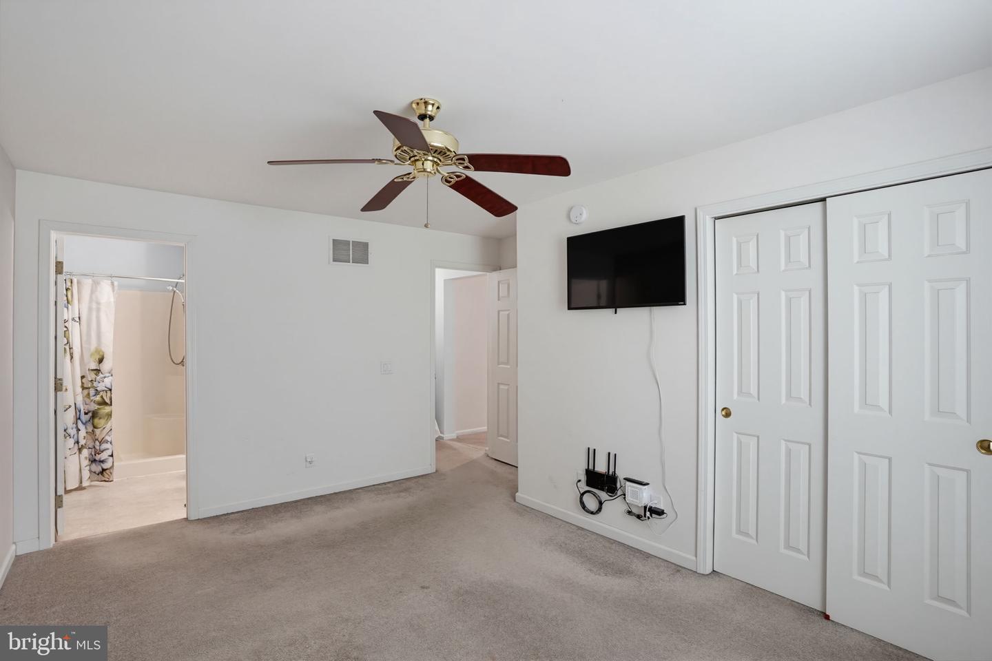 50 N Halsey Rd Property Photo 30