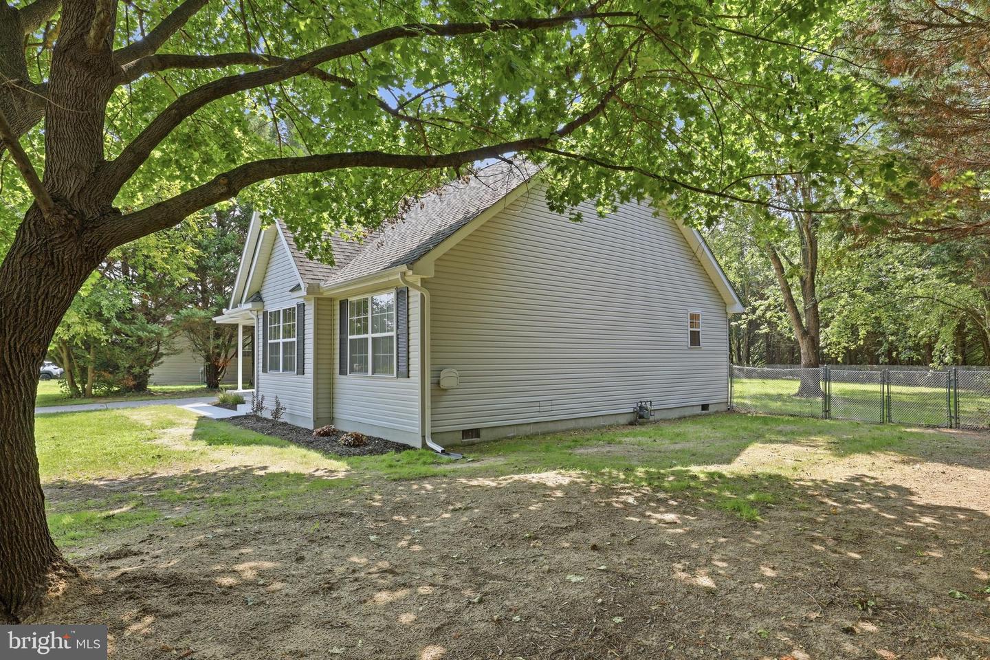 57 Andiron Ln Property Photo 3