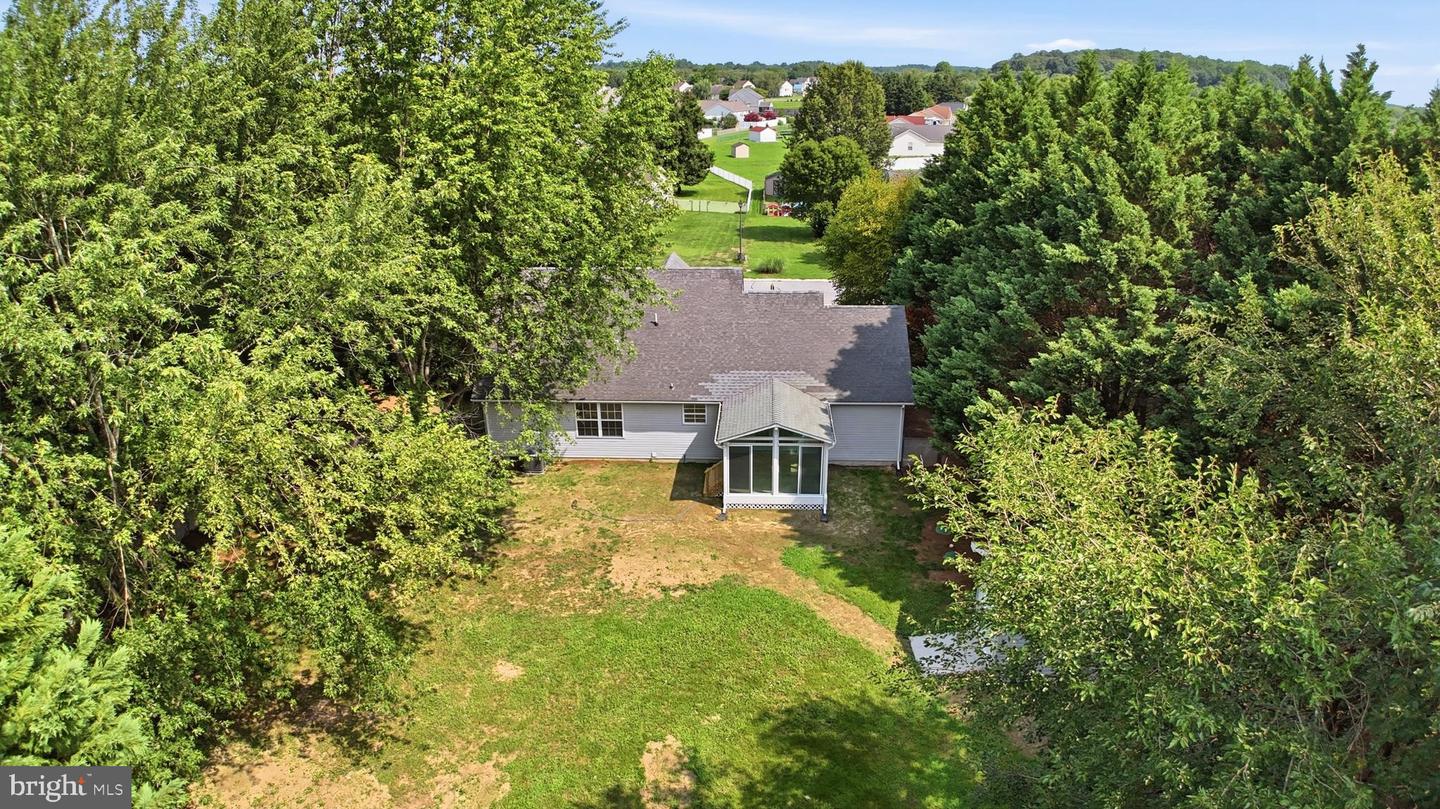 57 Andiron Ln Property Photo 6