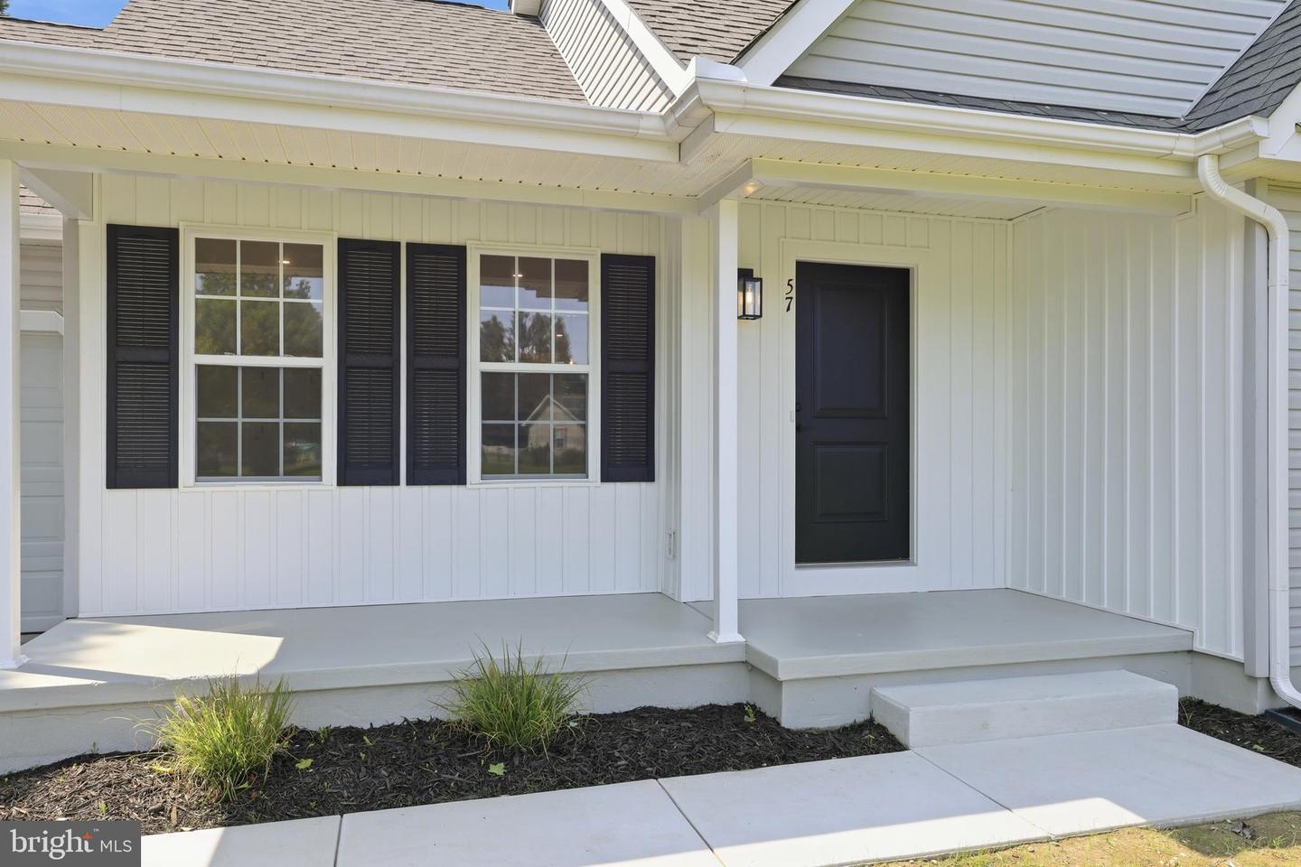 57 Andiron Ln Property Photo 10