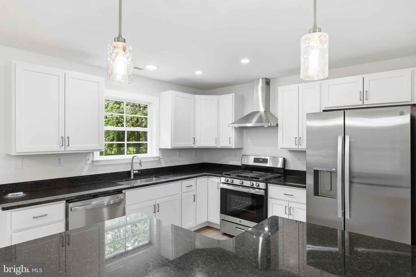 57 Andiron Ln Property Photo 15