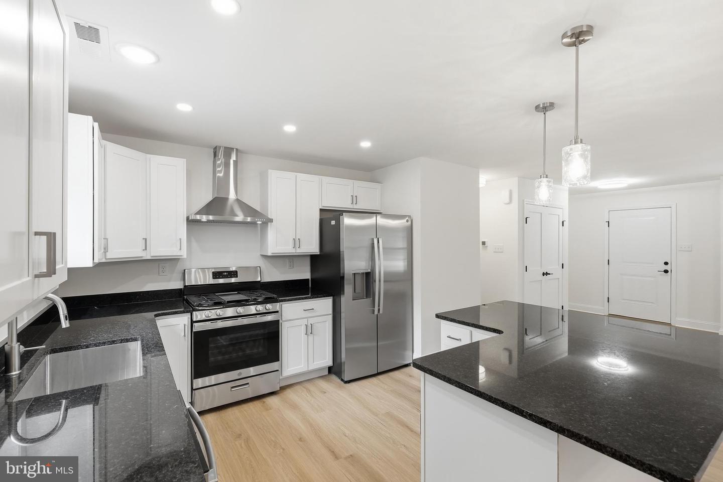 57 Andiron Ln Property Photo 17