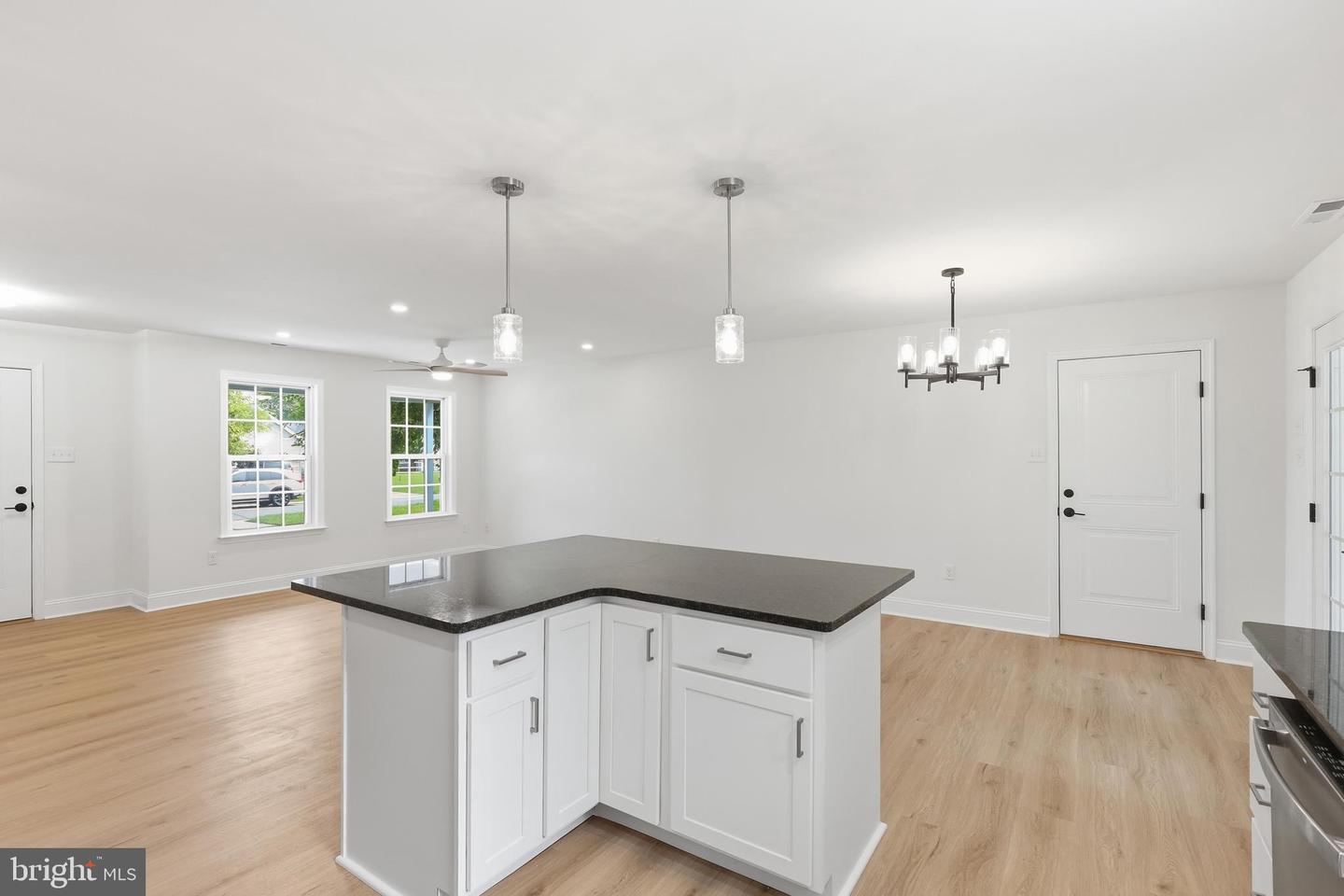57 Andiron Ln Property Photo 18