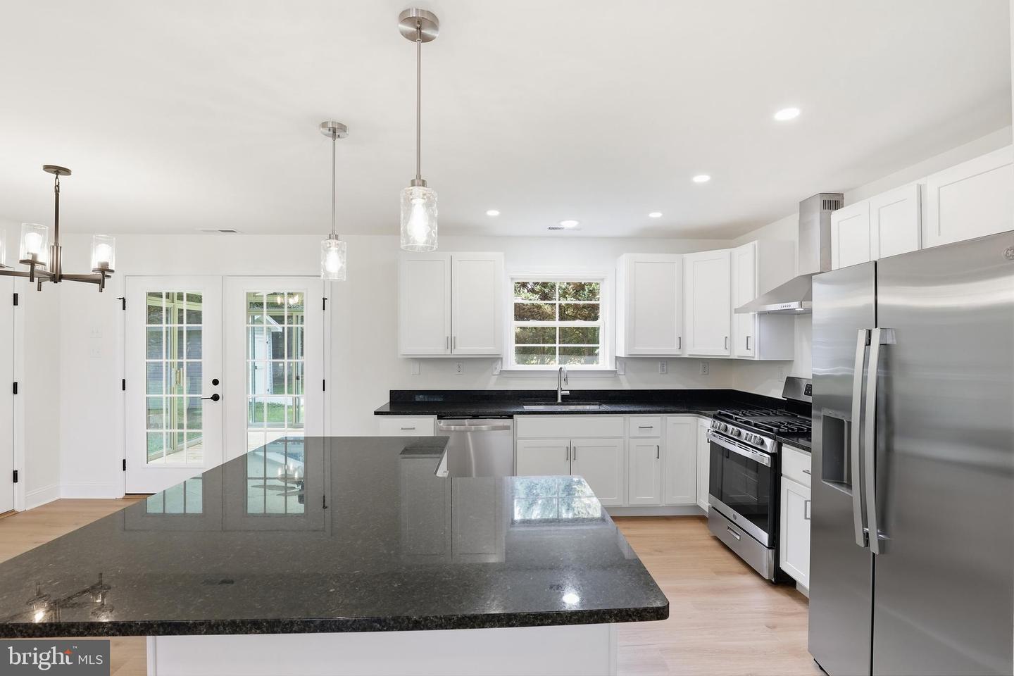 57 Andiron Ln Property Photo 19