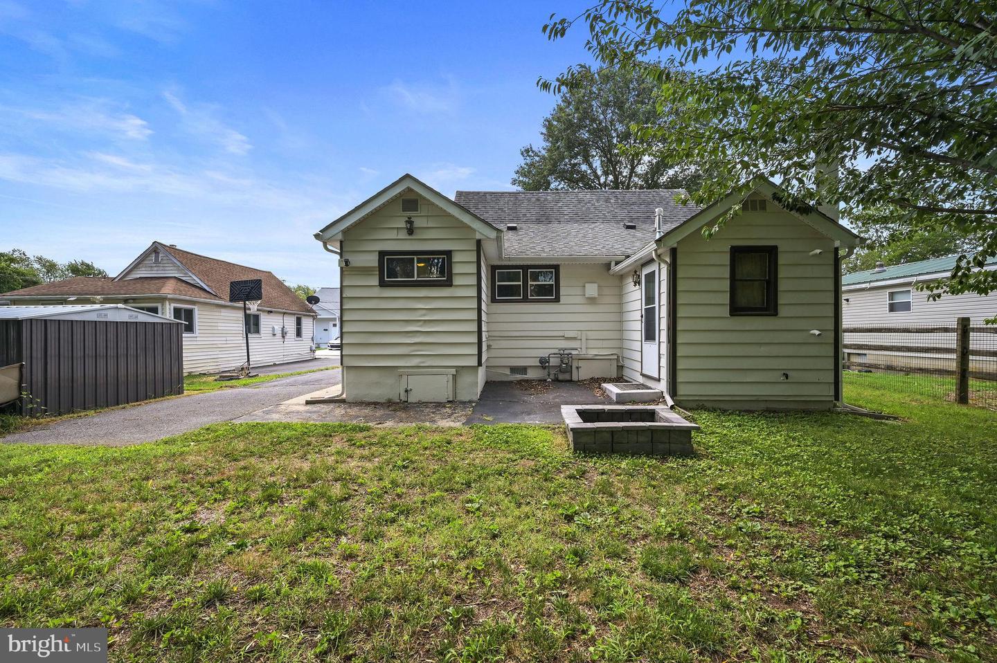 13 Stevens St Property Photo 13