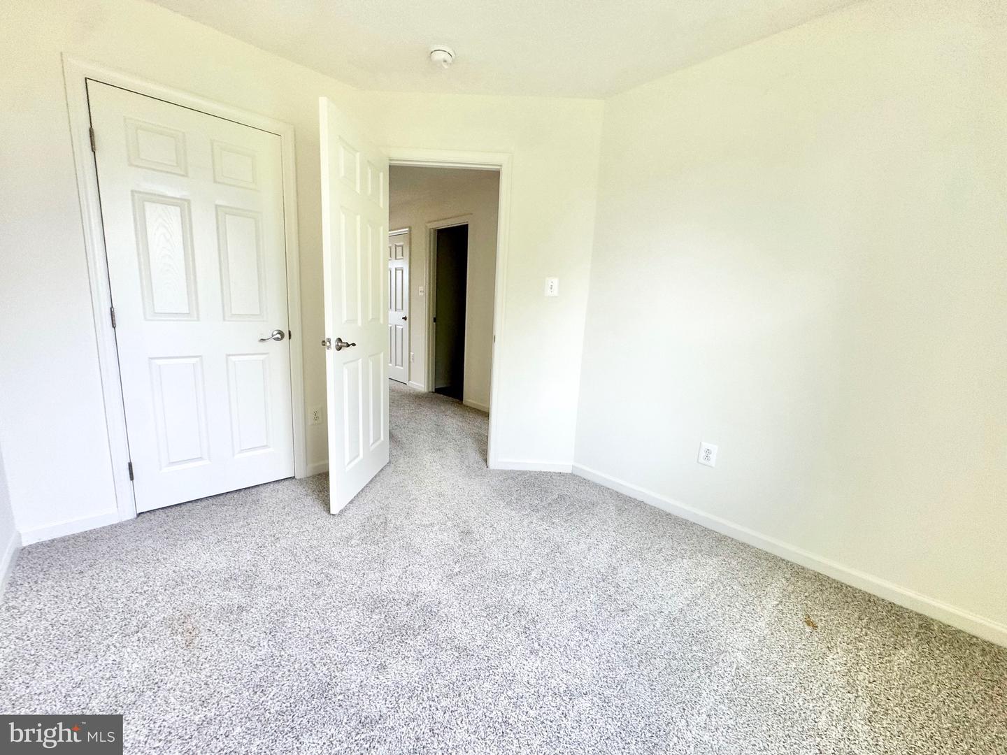 412 S Greenberry Ln Property Photo 17