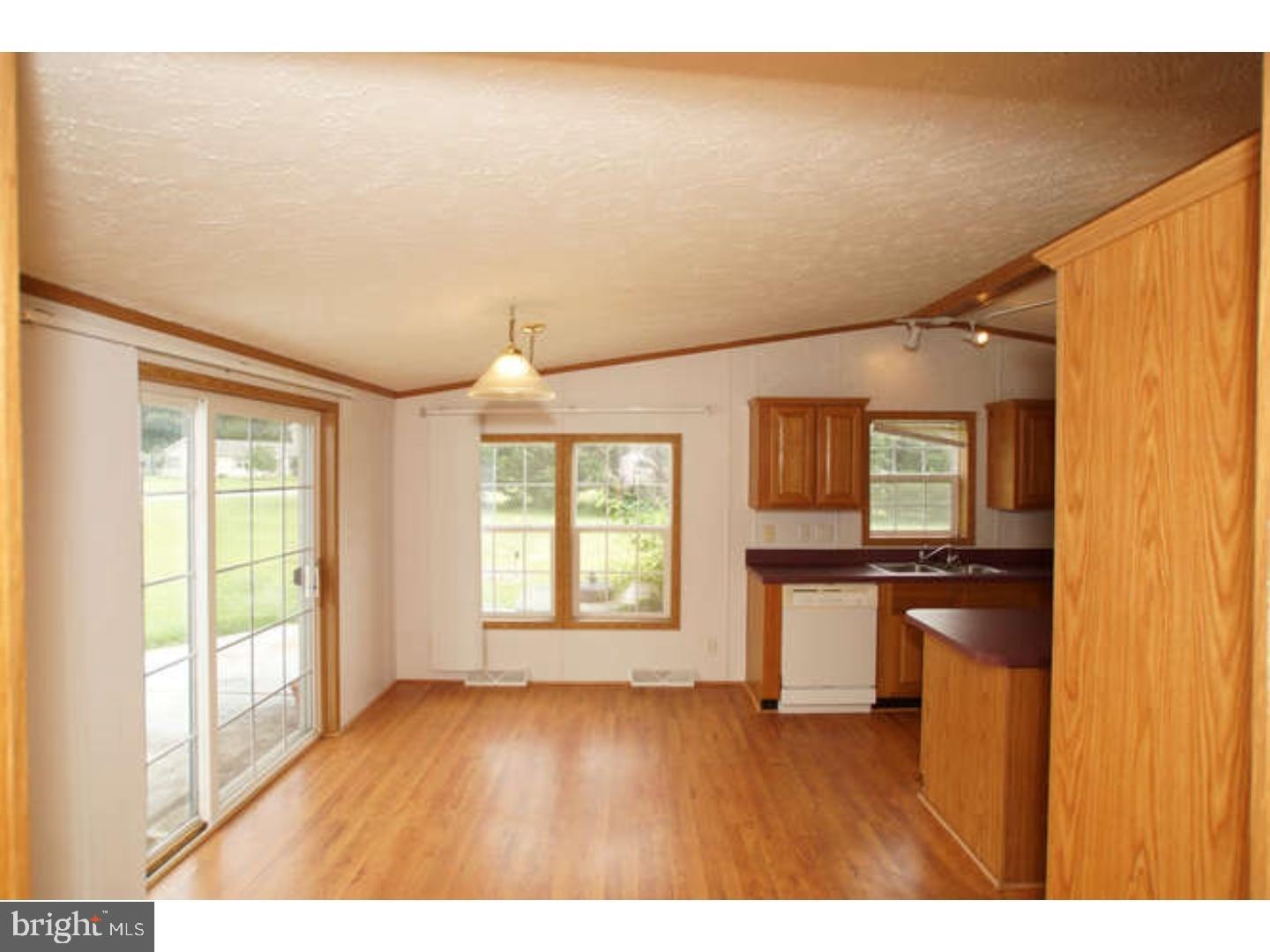 450 Saddlebrook Dr Property Photo 10