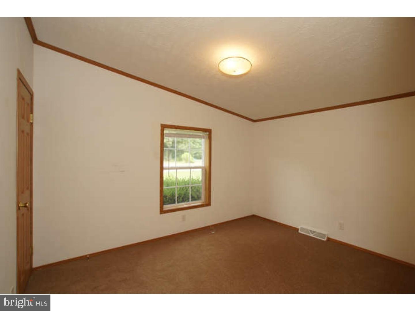 450 Saddlebrook Dr Property Photo 22