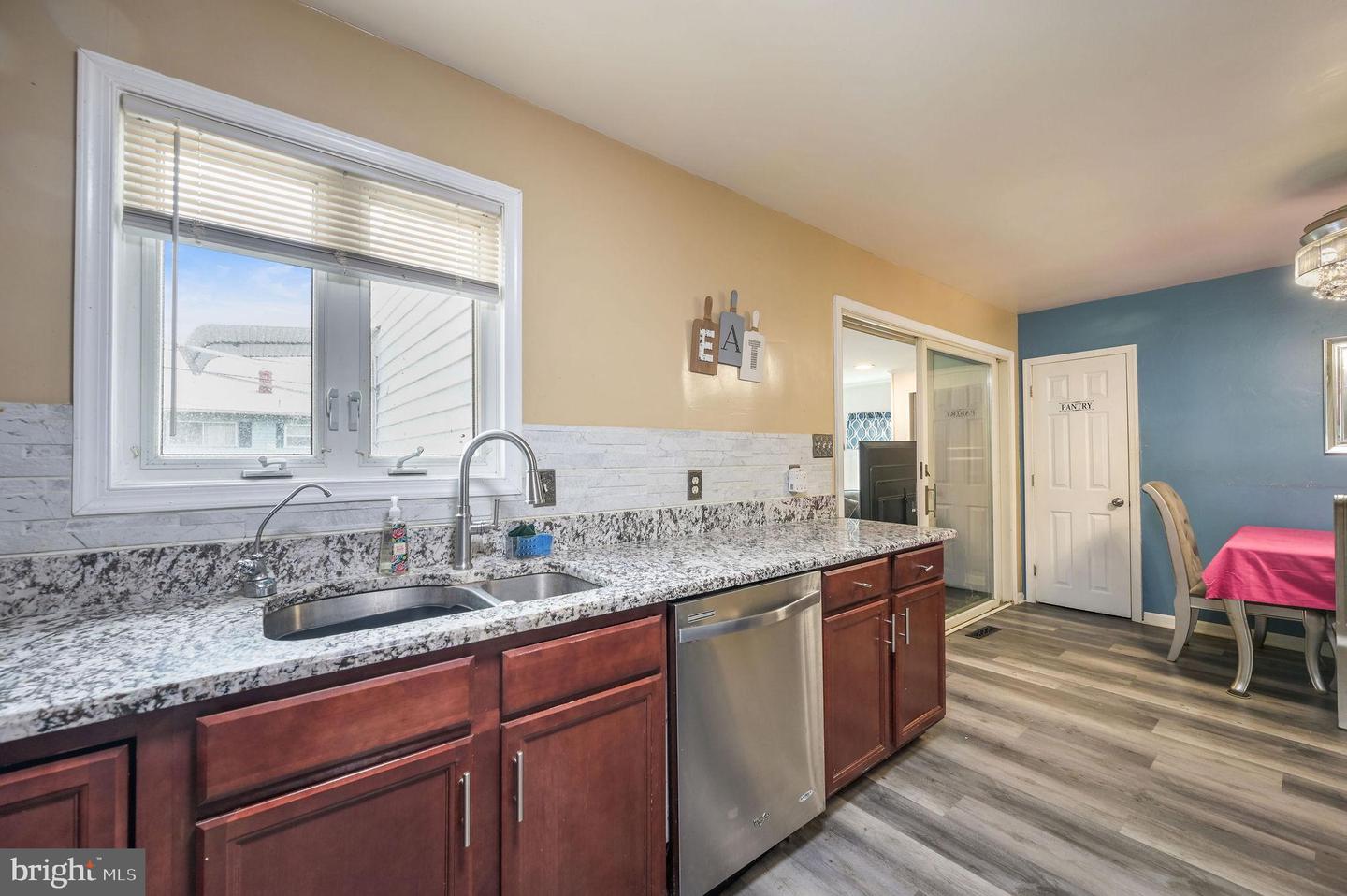 1595 John Clark Rd Property Photo 14