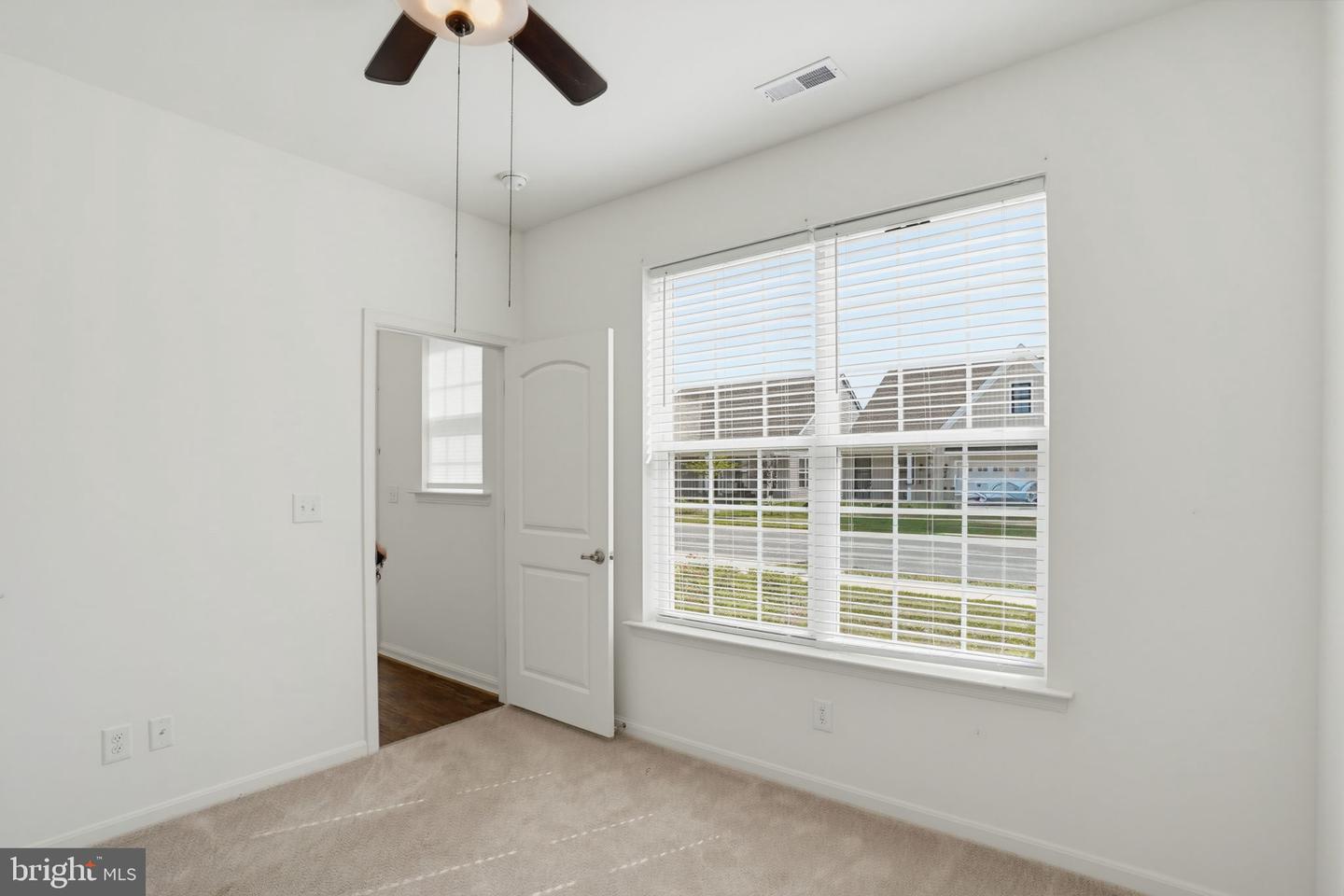 106 Leander Dr Property Photo 10