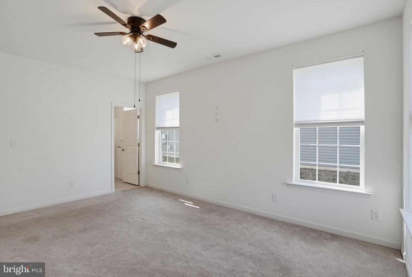 106 Leander Dr Property Photo 23