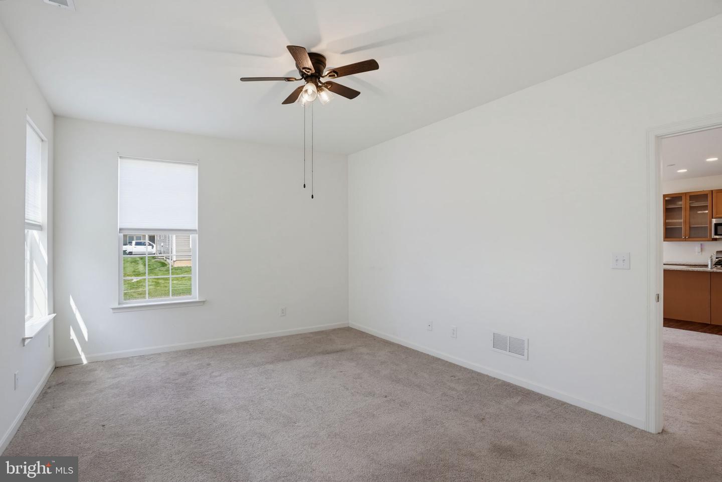 106 Leander Dr Property Photo 24