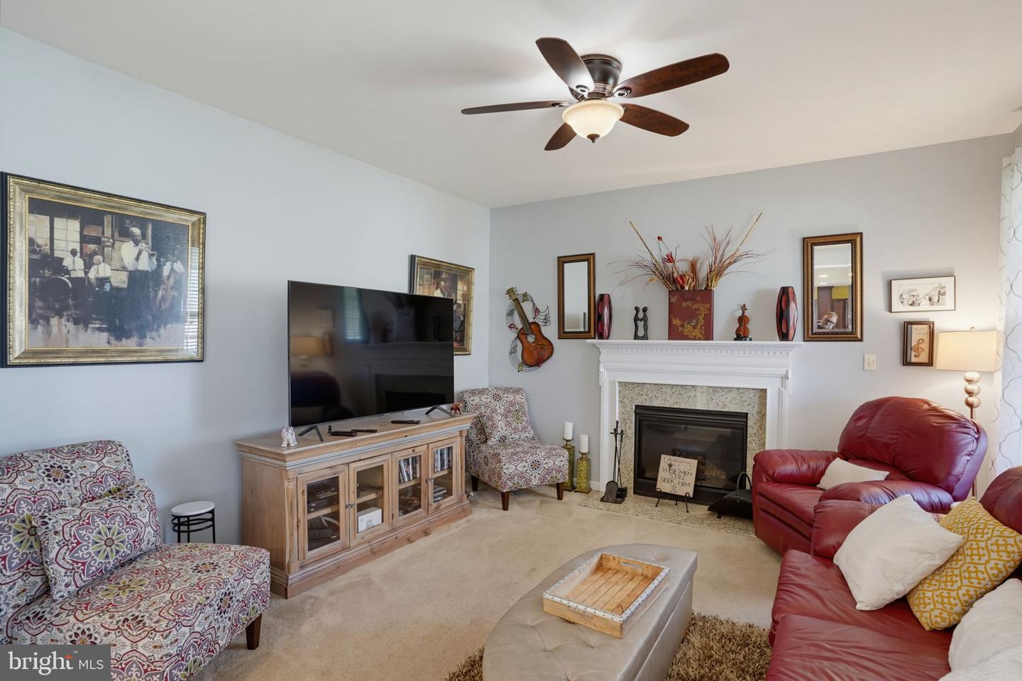 312 Loganberry Ter Property Photo 13
