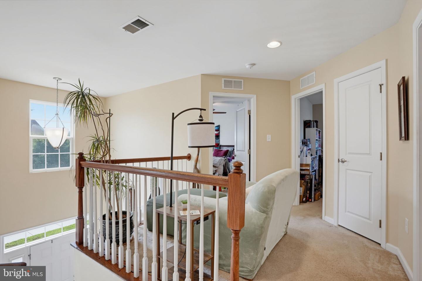 312 Loganberry Ter Property Photo 28