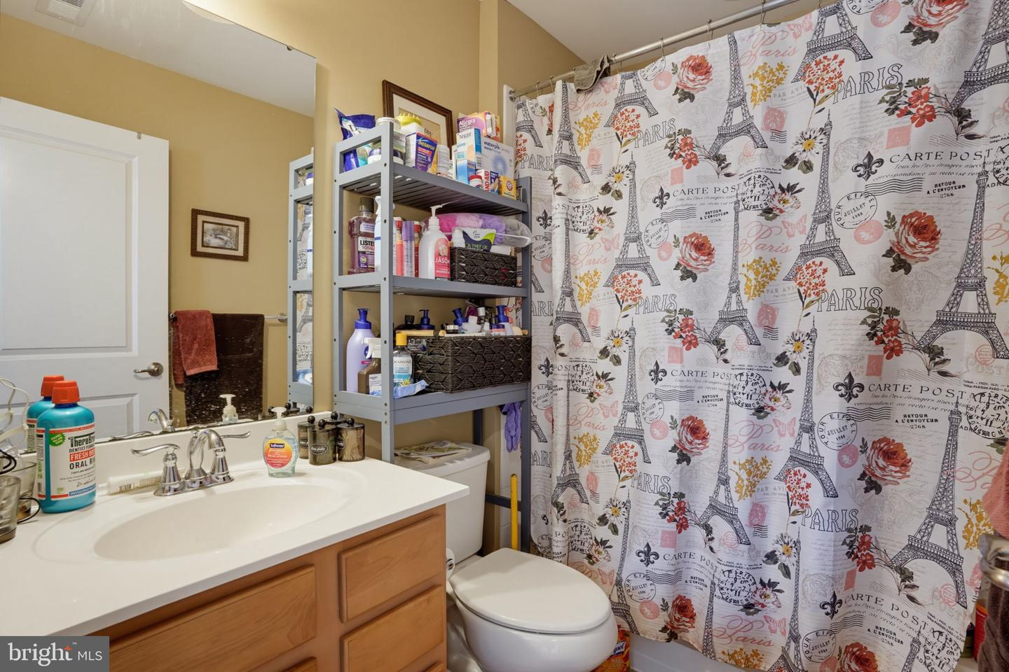 312 Loganberry Ter Property Photo 33