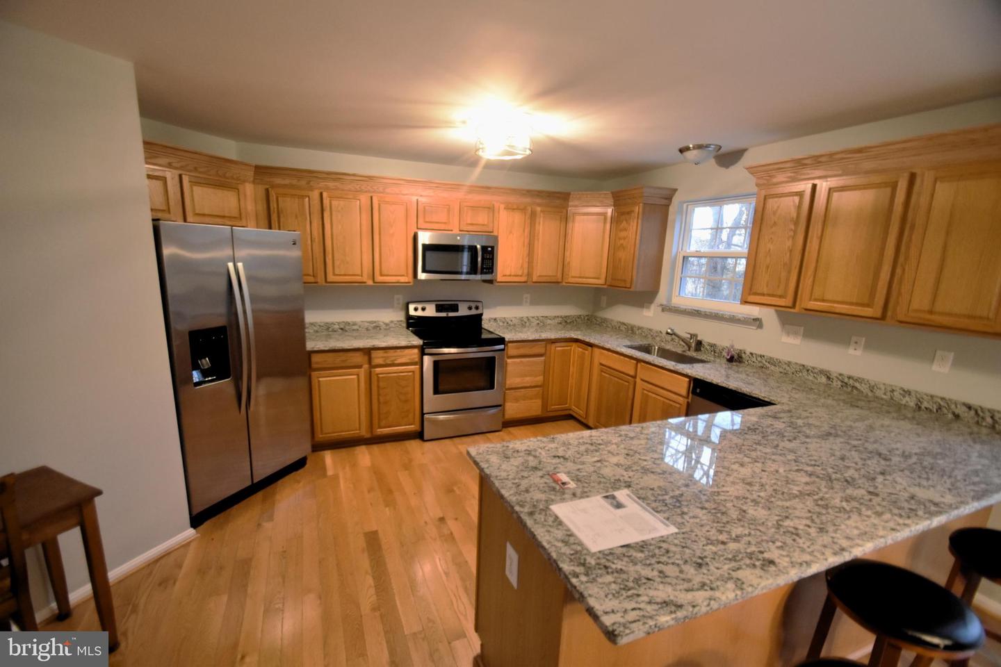 256 S Landing Dr Property Photo 3