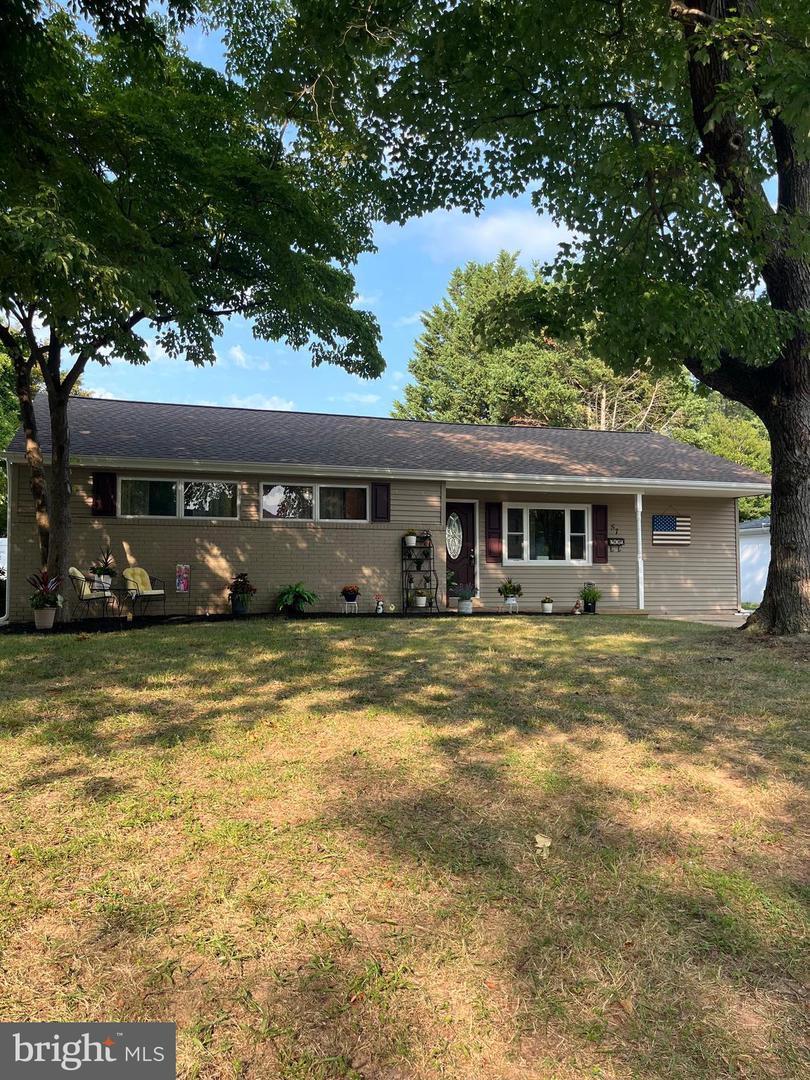 57 GREENHILL AVE Property Photo 1