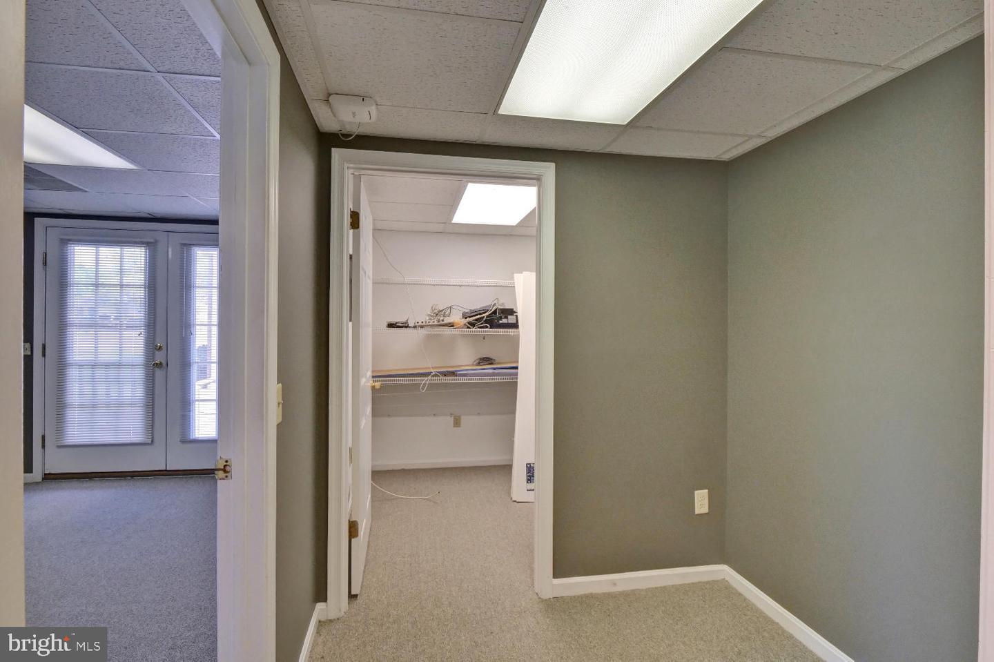 371 W North St #unit B Property Photo 13
