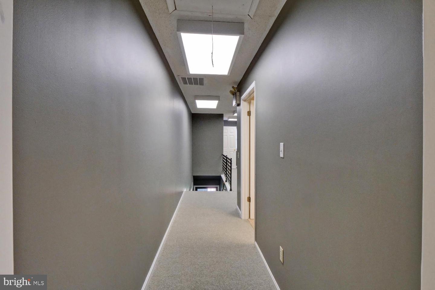 371 W North St #unit B Property Photo 27