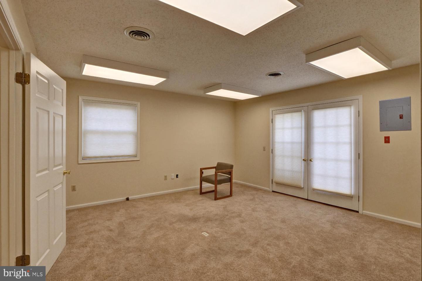 371 W North St #unit B Property Photo 30