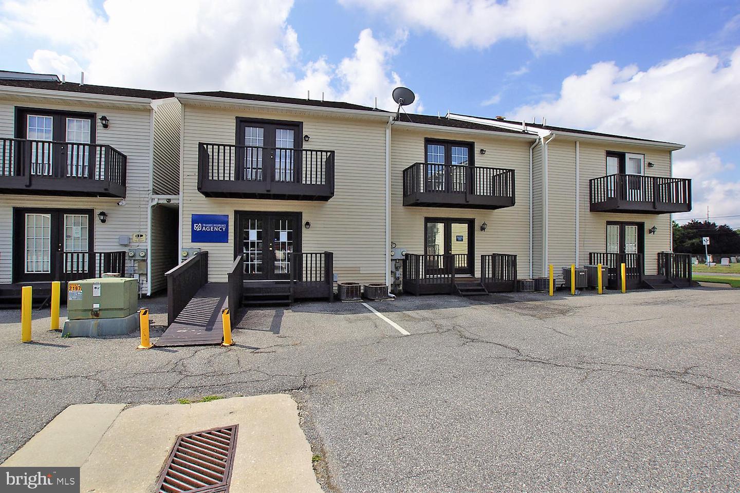 371 W North St #unit B Property Photo 41