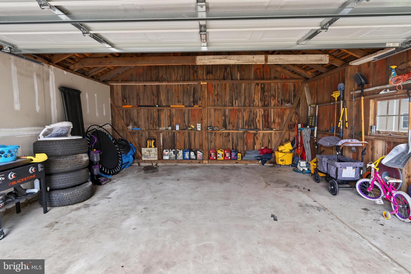 1 E Milby St Property Photo 3