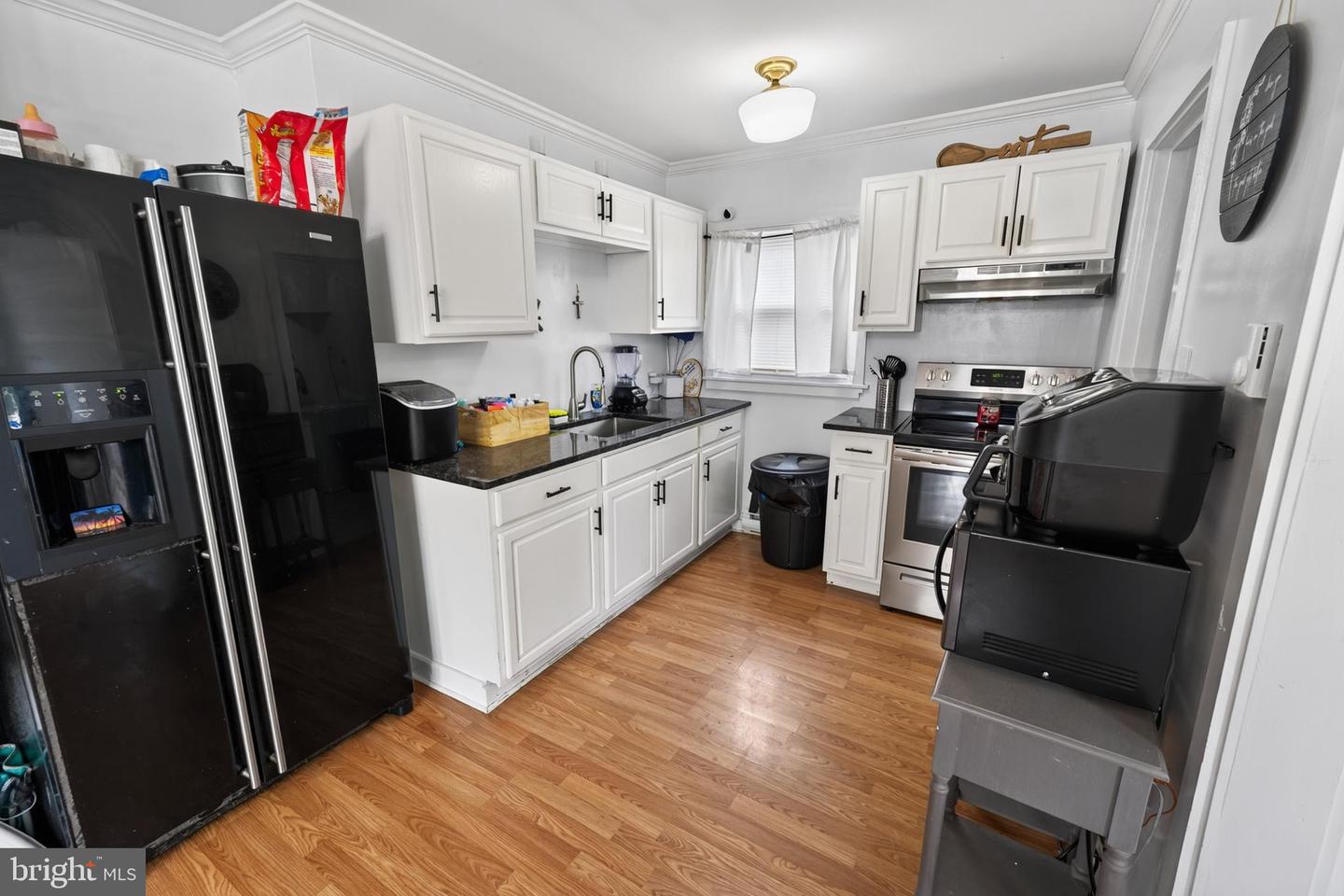 1 E Milby St Property Photo 9